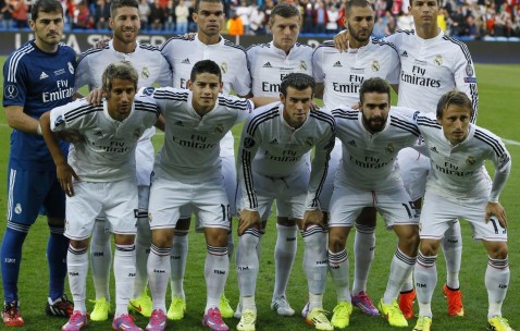 爱游戏-F1赛车赛场焦点！法国队对阵韩国队，压哨绝杀，引爆全场观众欢呼